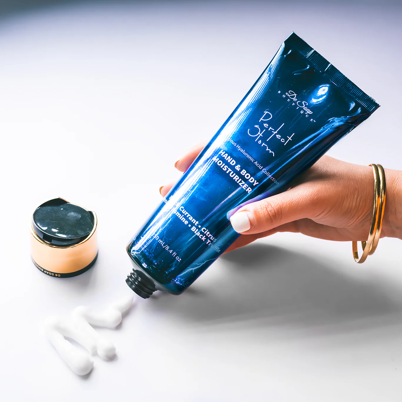 Crema corporal Grosella negra y cítricos De Soap Boutique MX